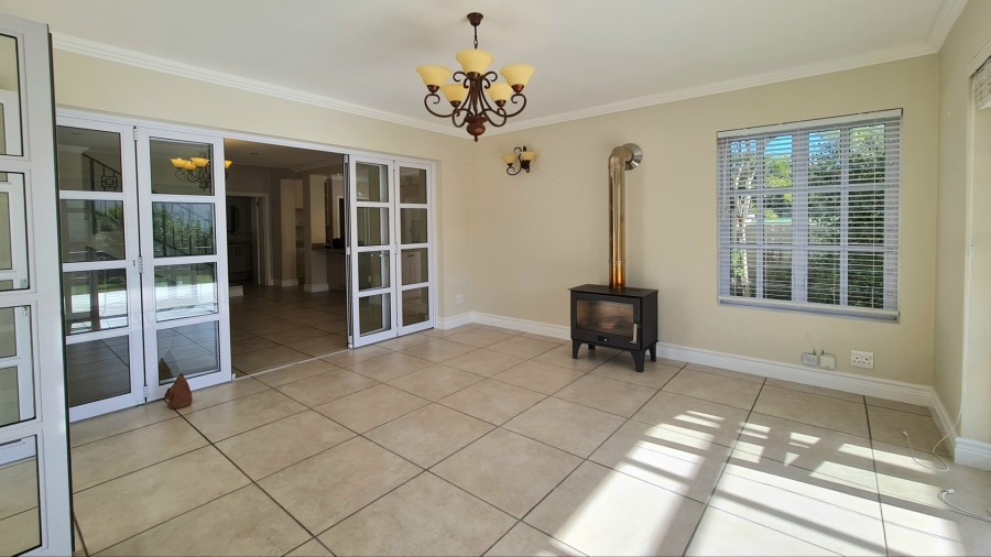 5 Bedroom Property for Sale in The Village Western Cape